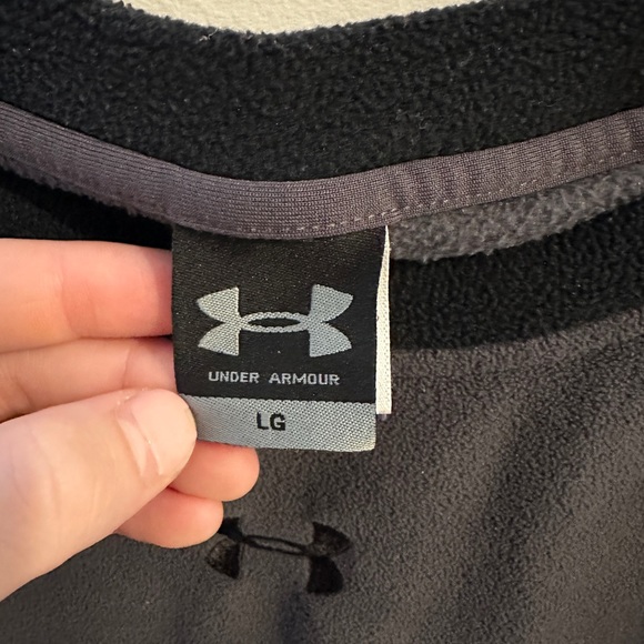 Men's Under Armour Fleece Athletic Shirt Size Large - Picture 4 of 5